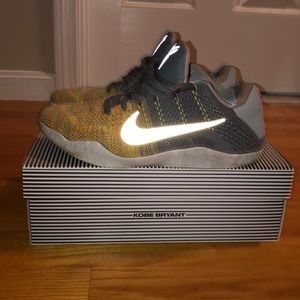 Nike Kobe XI Elite Low Basketball Shoe (9.5)
